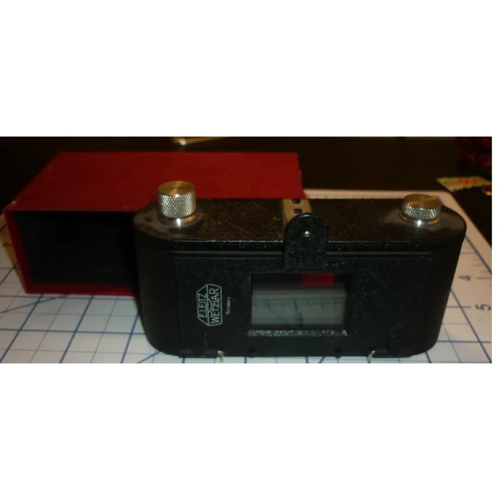 Leica measurements width