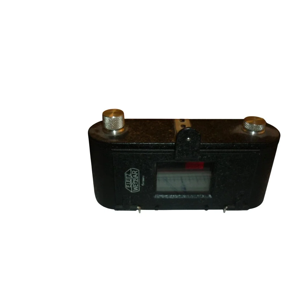 Leica measurements width
