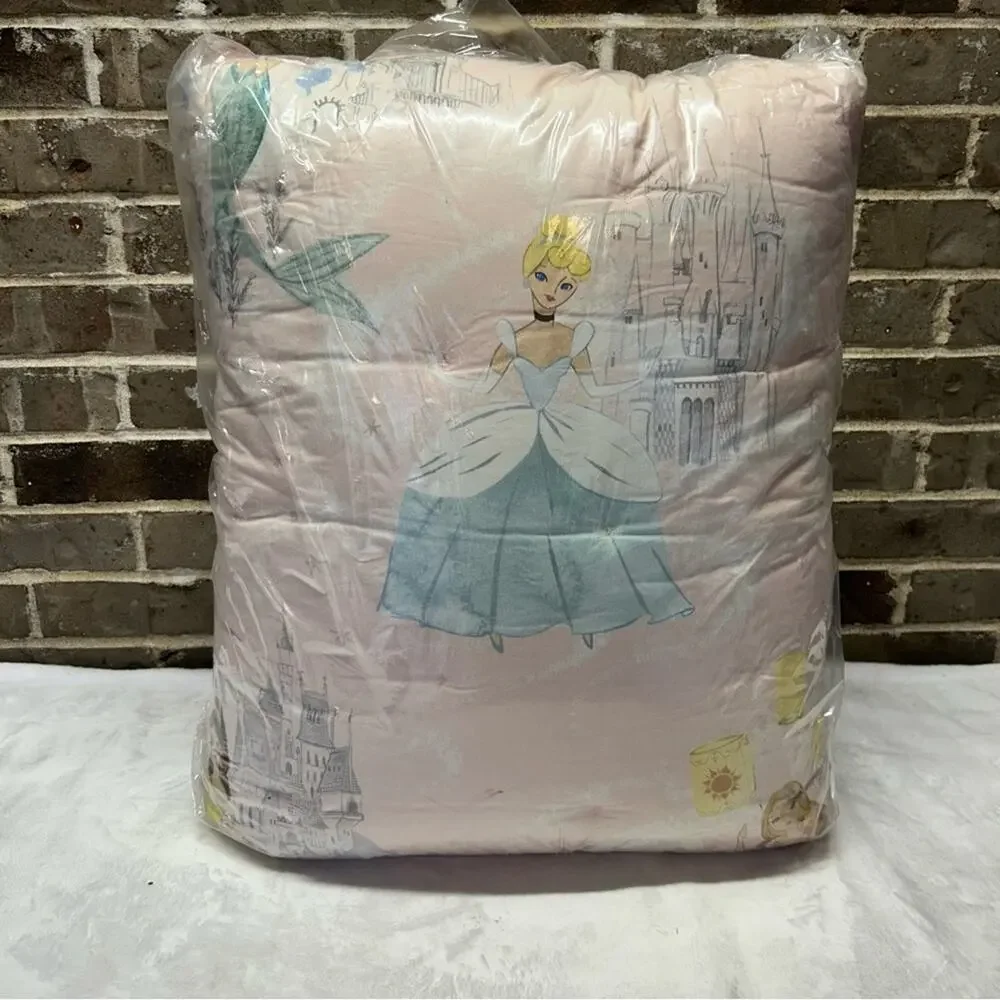 Pottery Barn Disney Princess Castles Comforter Pink Cinderella Ariel Jasmine NEW