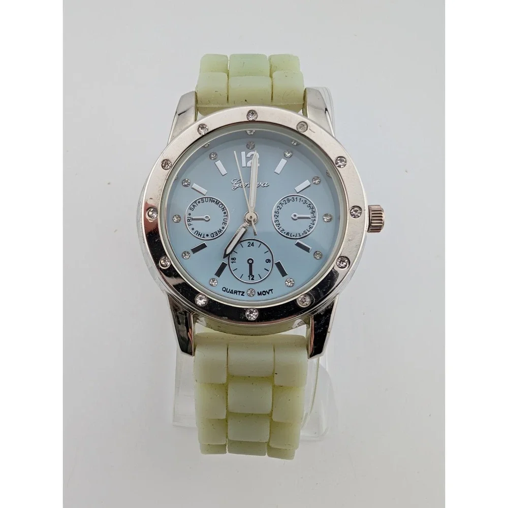 Geneva Watch Women 36mm Silver Case Light Green Silicone Band- New Battery