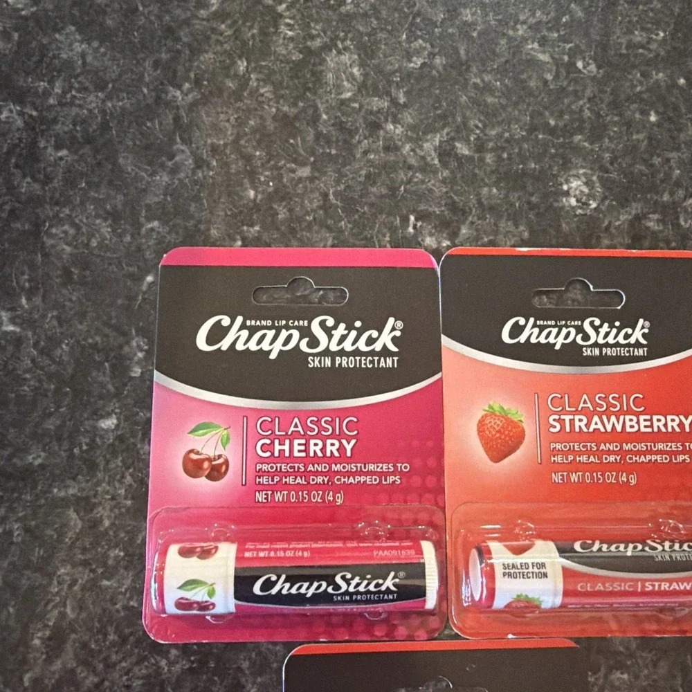 Chapstick pack strawberry