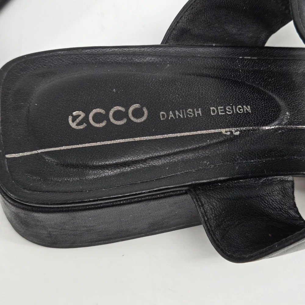 Ecco Danish Design Black Leather Wide Buckle Strap Block Heel Sandals 38 / 7