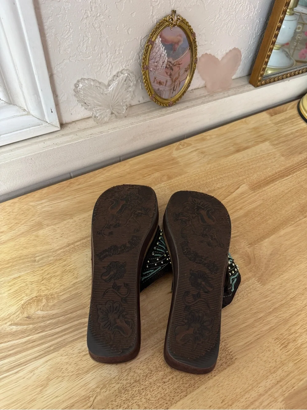 2000s Skechers Embellished Platform Flip Flops Size 8 Y2K Boho Festival Sandals