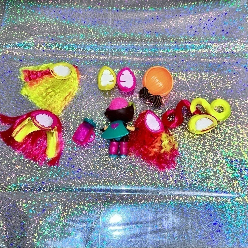 L.O.L. Surprise! surprise glow