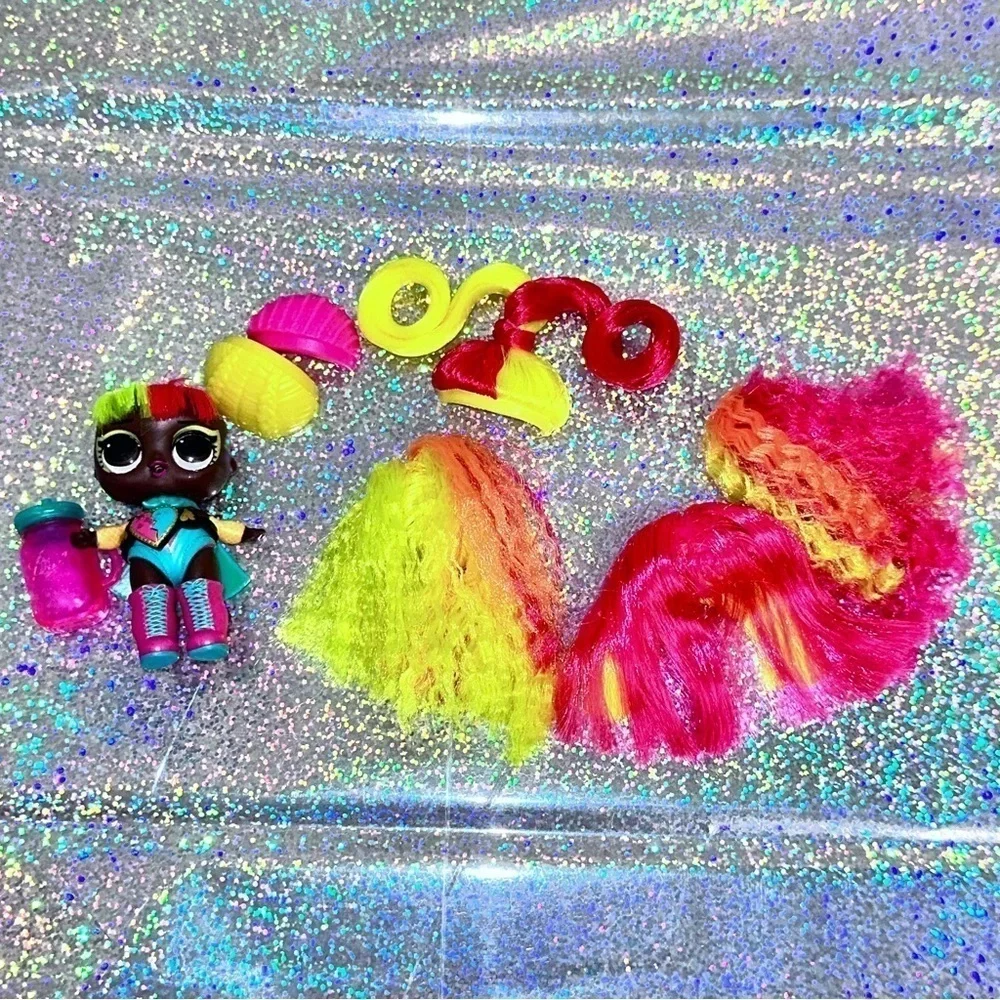 L.O.L. Surprise! surprise glow