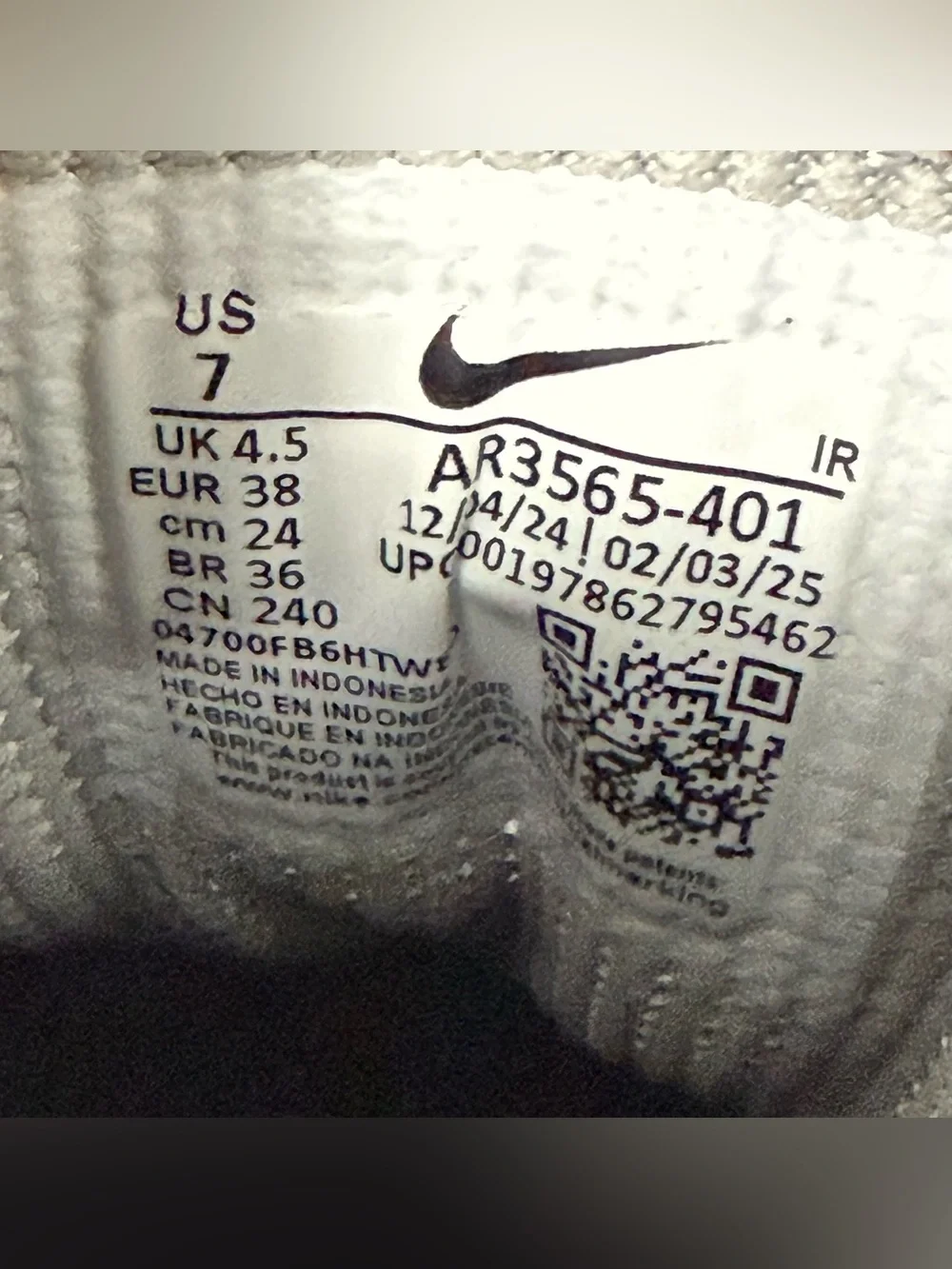 Nike Shox R4 Blue Tint Metallic Silver Sneakers AR3565-401 Womens Size 7