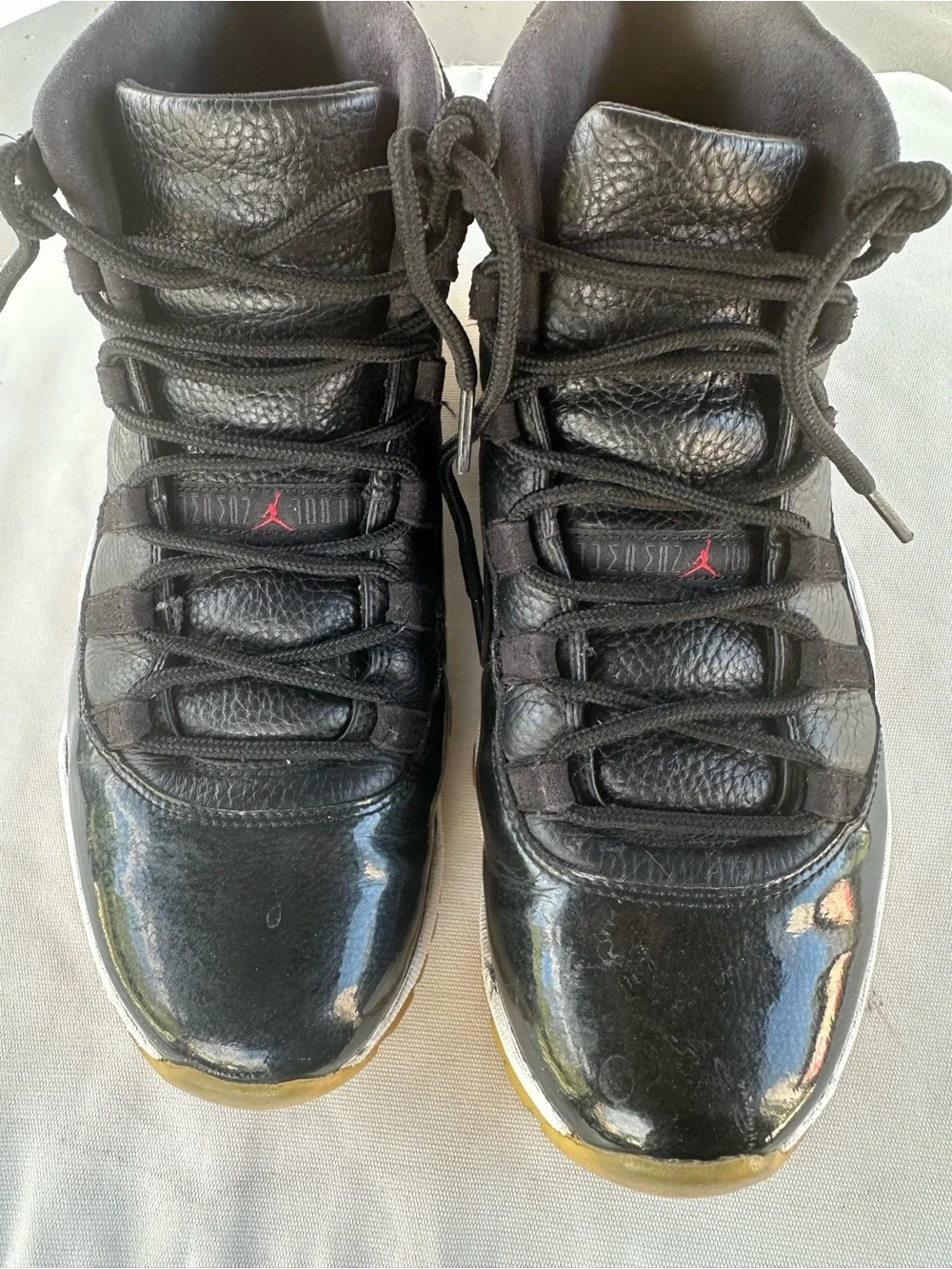 Jordan show scuffs