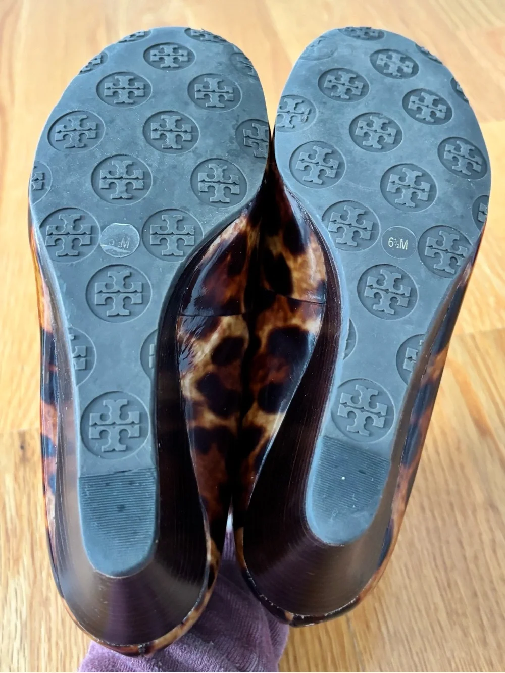 Tory Burch classic round