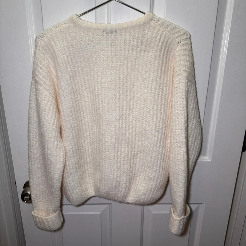 Wild Fable Cozy White Crew Neck Sweater size small