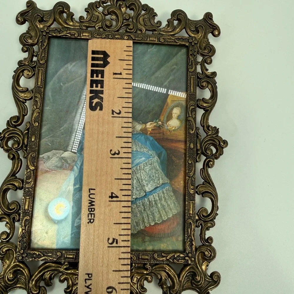 N/A vintage ornate