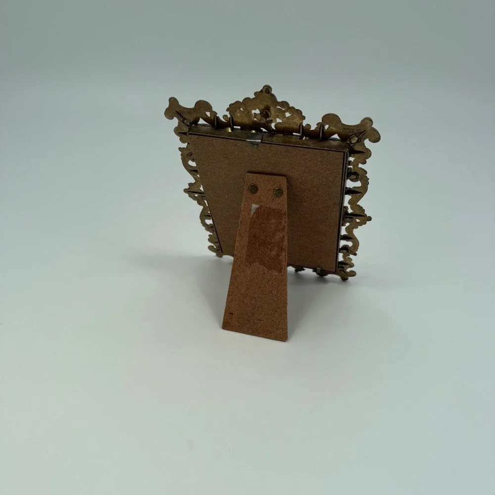N/A vintage ornate