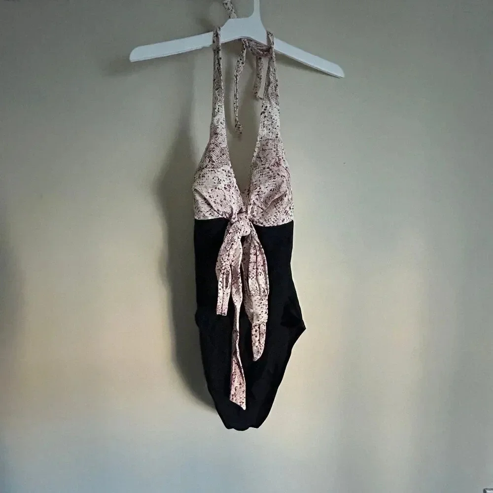 Cupshe Womens Halter One Piece Swimsuit XL Bathing Suit Black & Pink Snake Print
