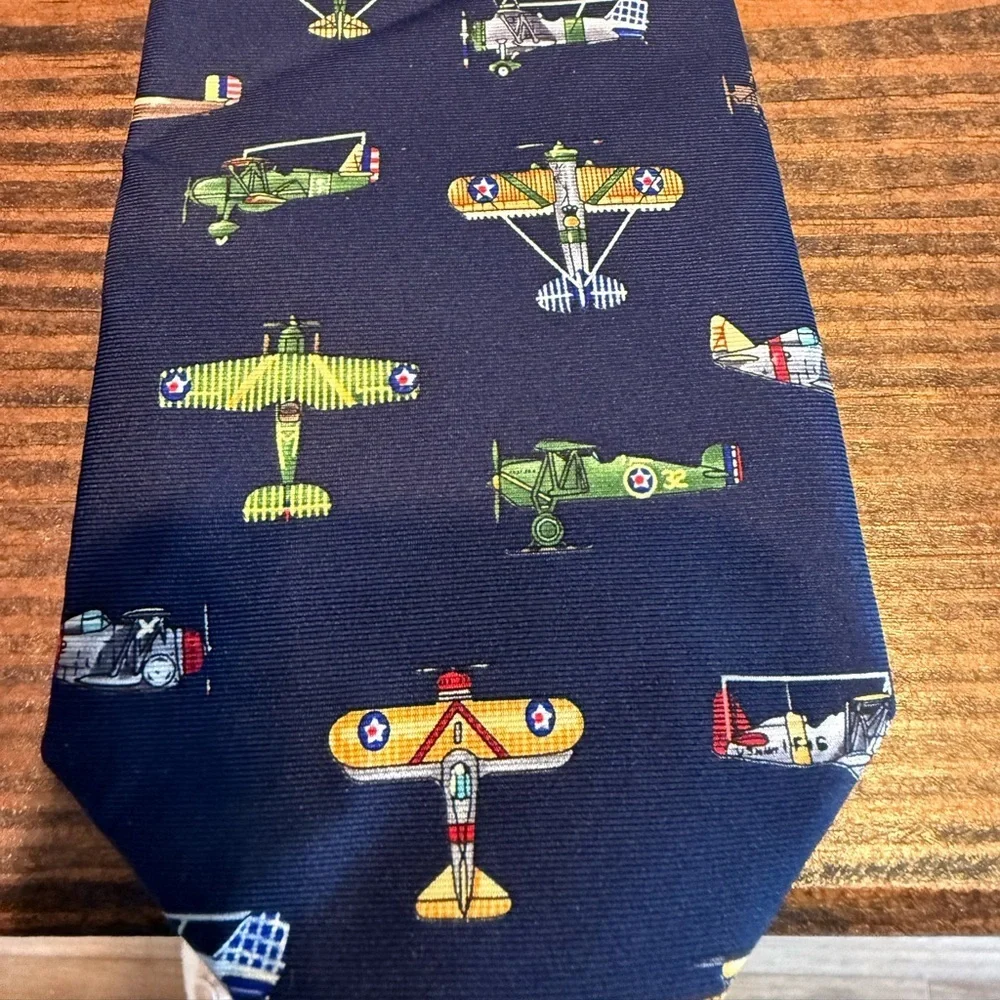 Alynn neckwear vintage