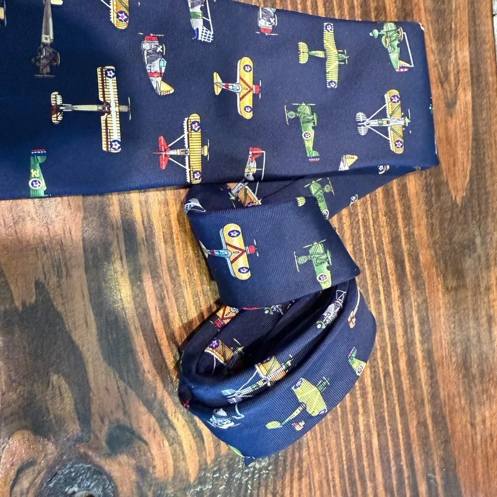 Alynn neckwear vintage
