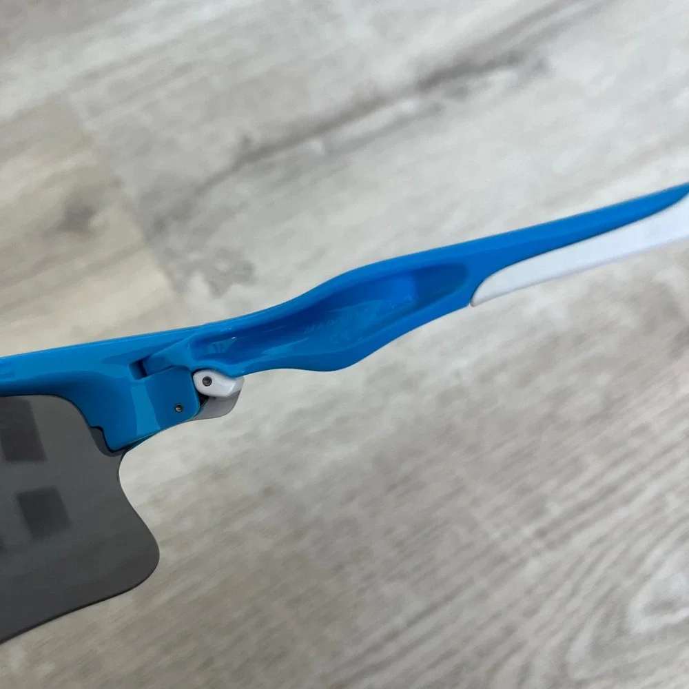 Oakley case biking