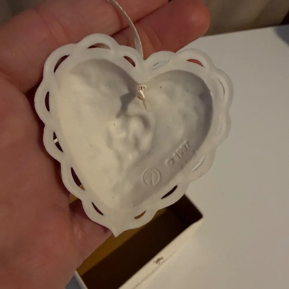 Margaret Furlong romantic heart keywords