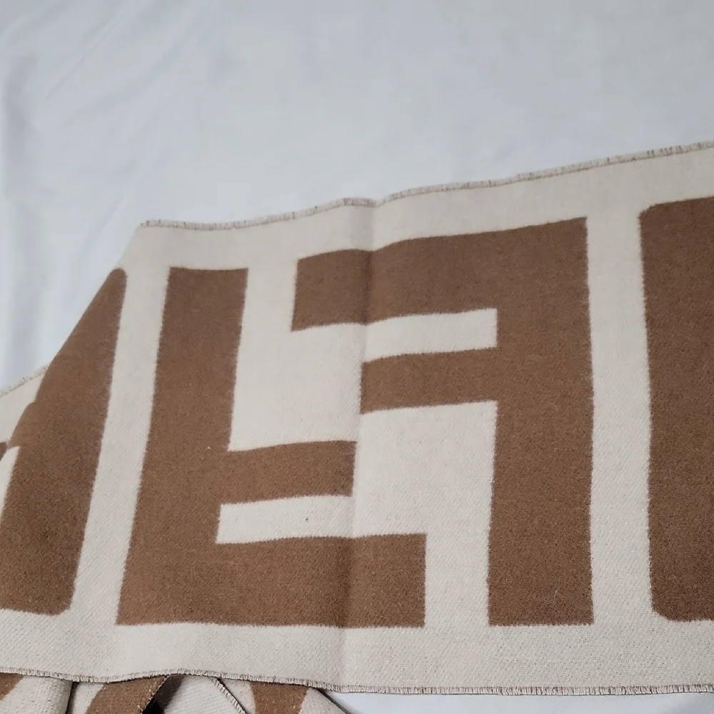 Fendi ensembles ideal