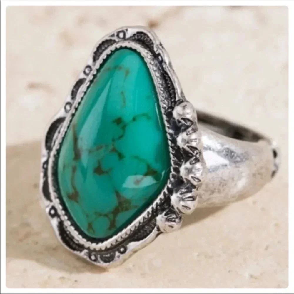 Boho Turquoise Statement Ring | Silver Stretch Western Jewelry