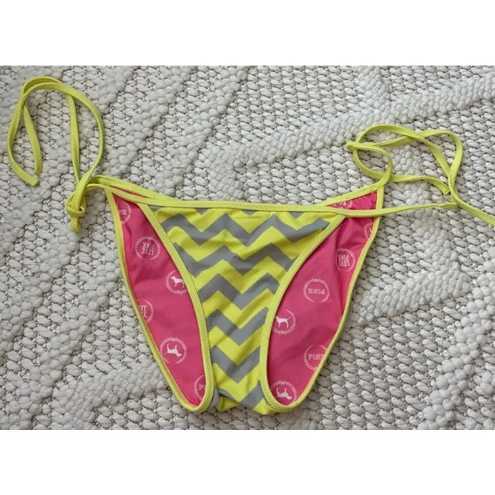 Y2K Victoria Secret Pink Reversible Bikini Size Medium