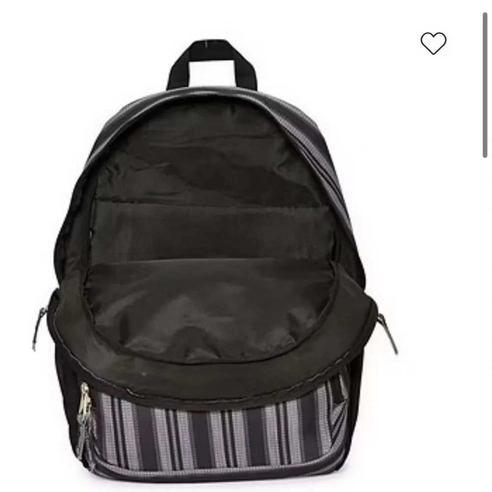 Volcom it pocket features