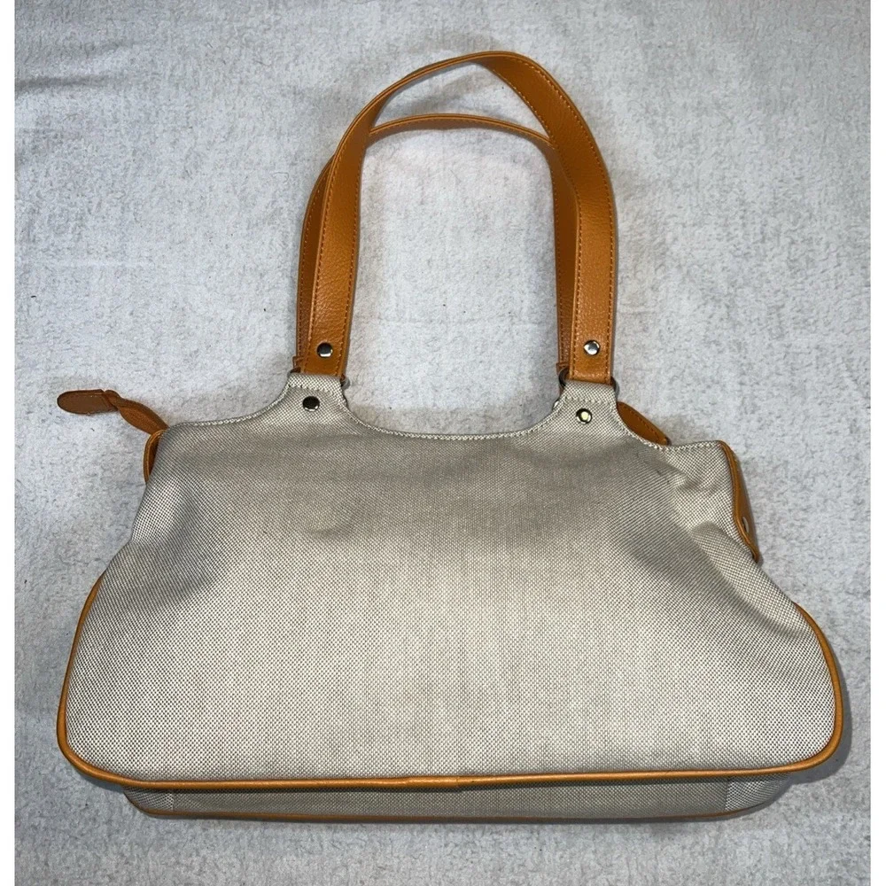 The Unbranded Brand zipper hobo