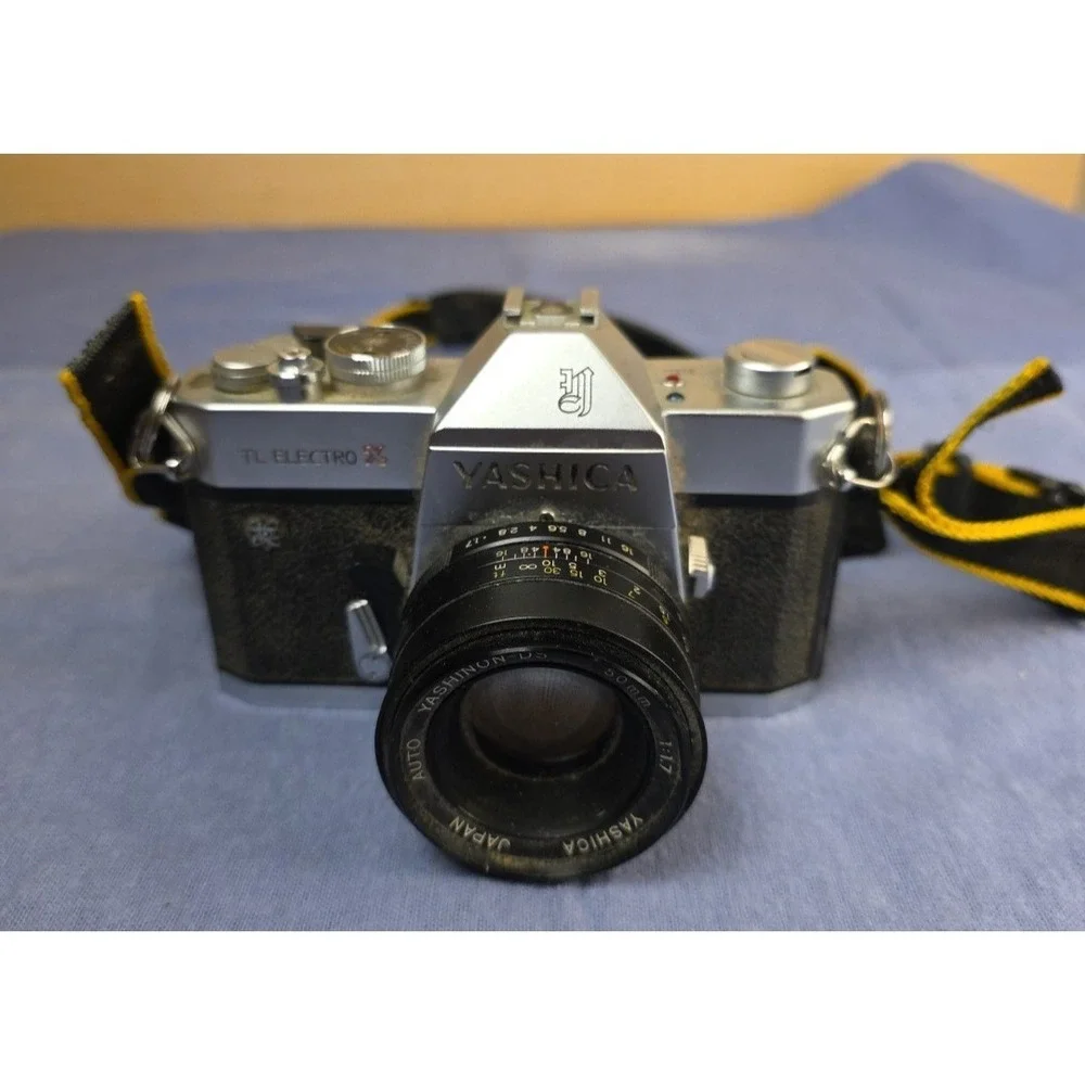 Yashica TL Electro X 35mm SLR Camera w/ Yashinon 50mm Lens UNTESTED PARTS REPAIR