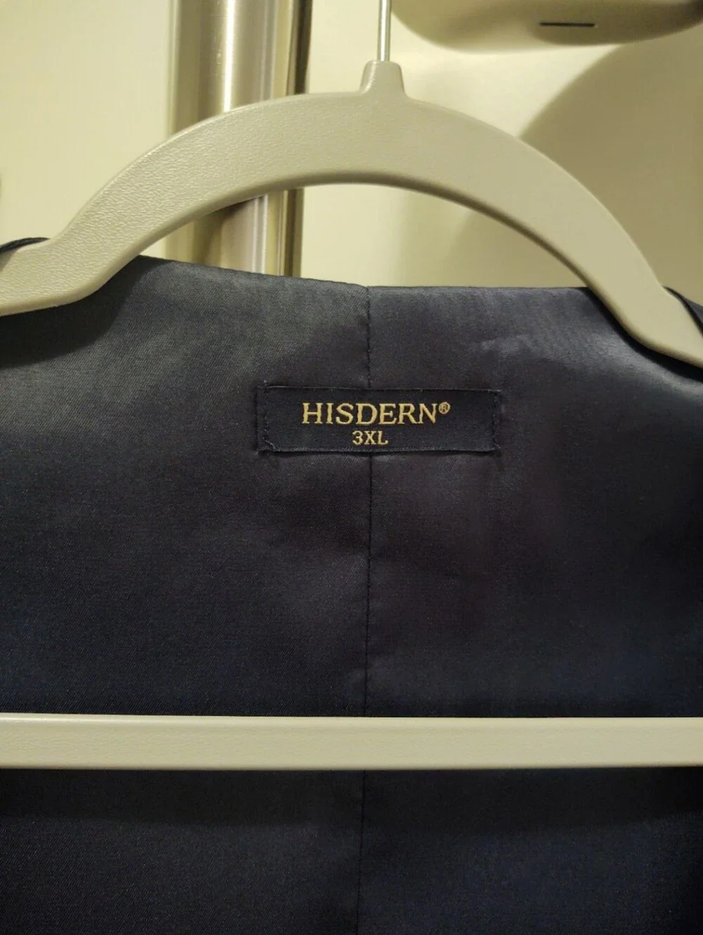 Hisdern features tailored