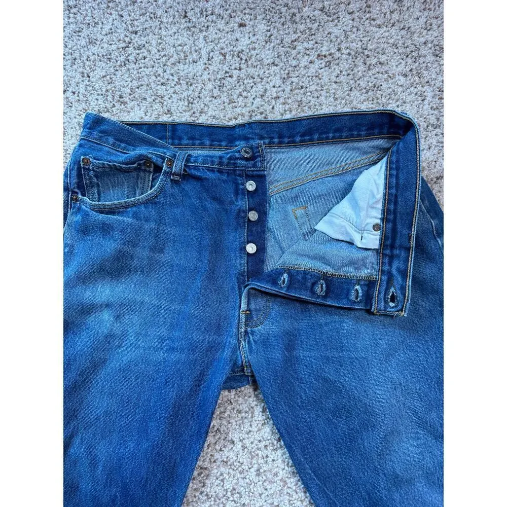 LEVI'S Men's Jeans/Pants Levi's 501, Button Fly size Men's 36X32, straight leg