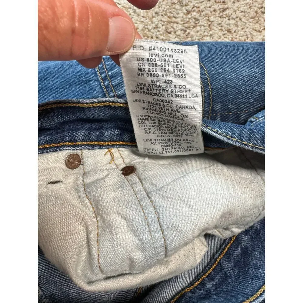LEVI'S Men's Jeans/Pants Levi's 501, Button Fly size Men's 36X32, straight leg