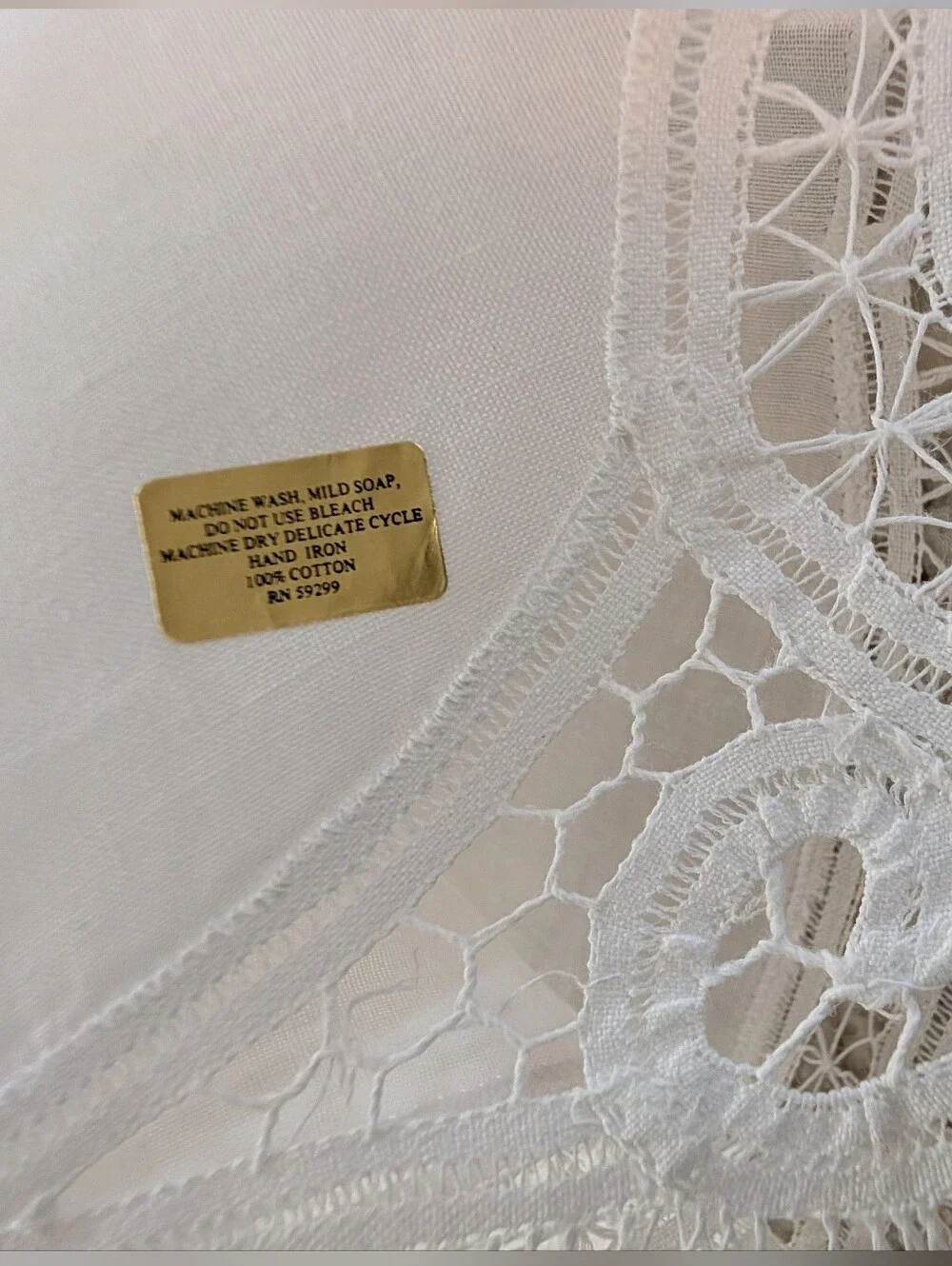 Tessile battenberg lace