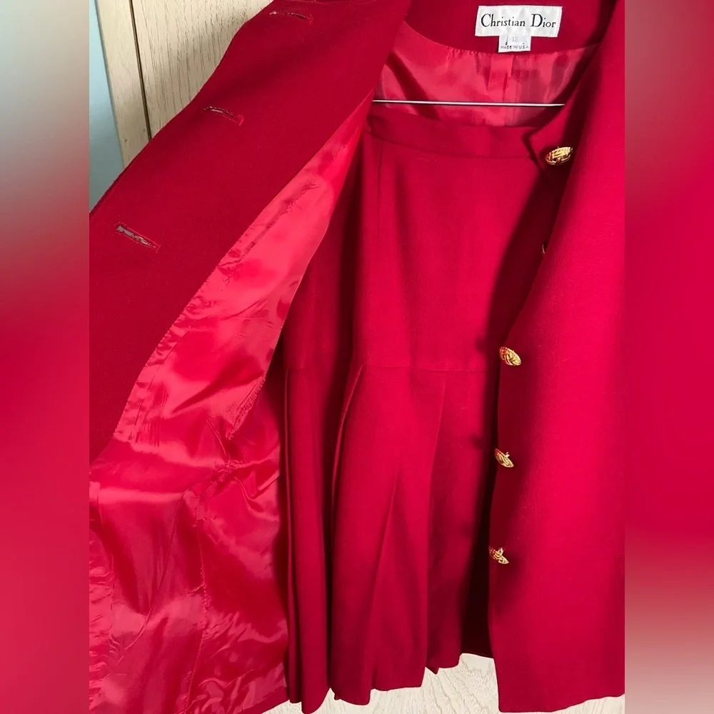 CHRISTIAN DIOR Vintage Pure Red Full Suit w/Pleat Skirt Gold Buttons sz 12
