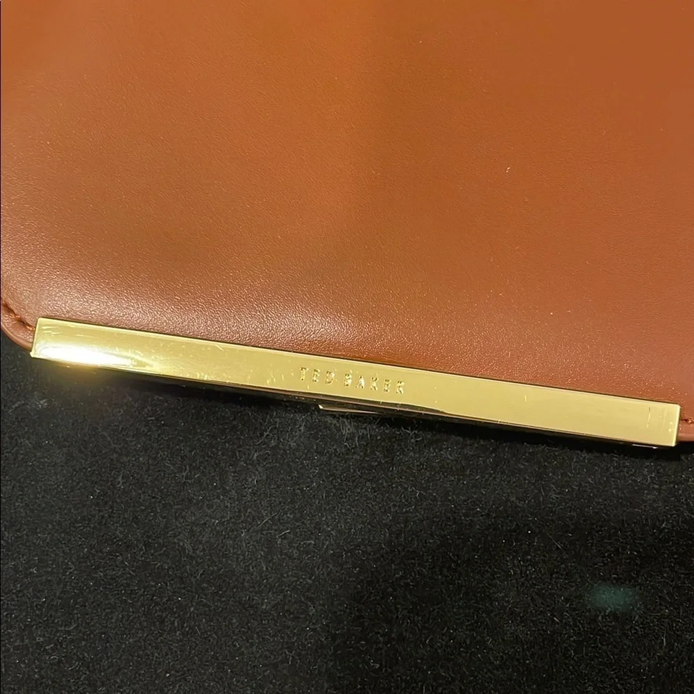Ted Baker London discover elegance