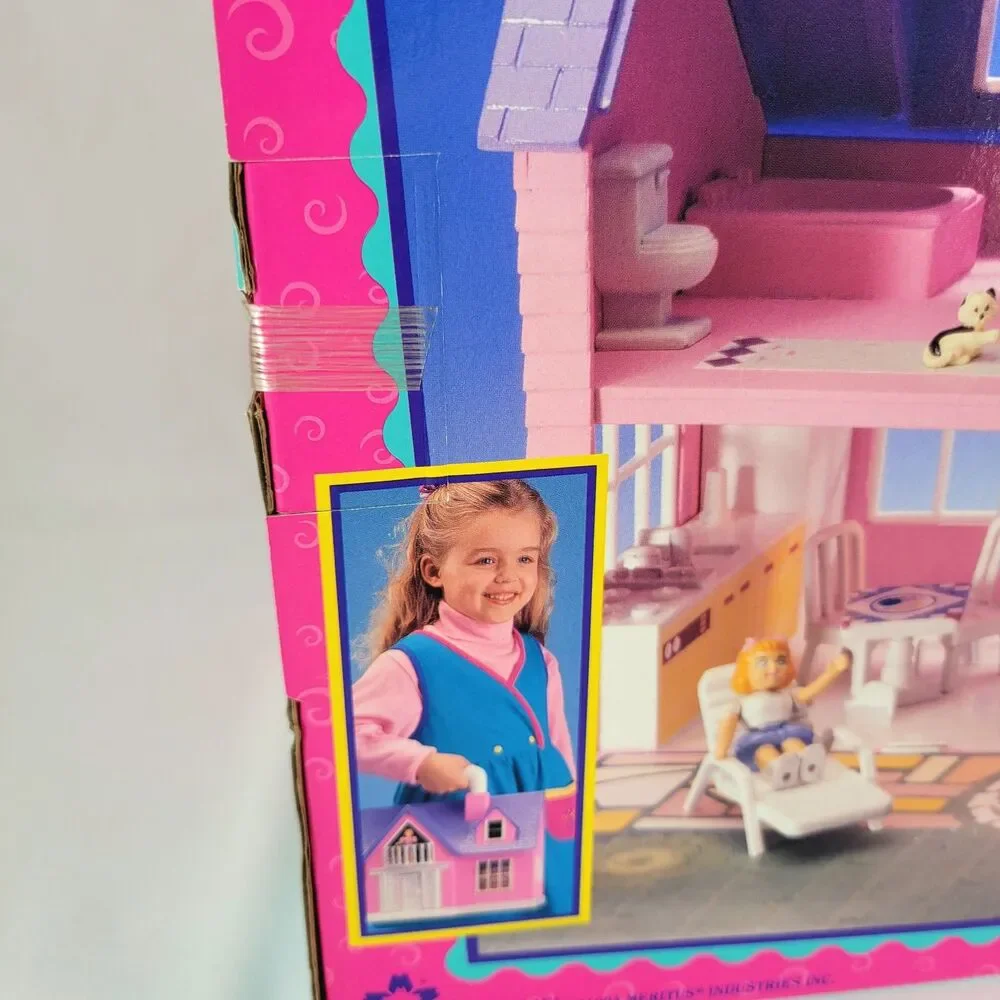 Vintage Cozy Cottage Portable Light Up Doll House 1994 Meritus 11478 - NIB