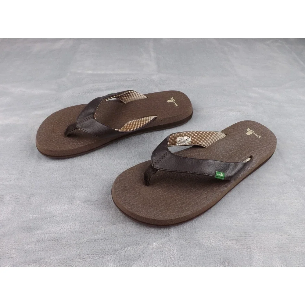 Sanuk flip flops