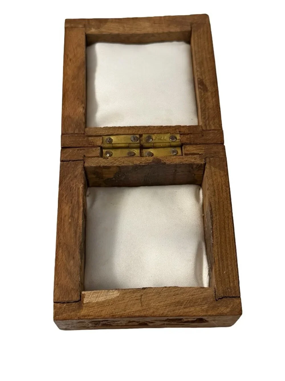 N/A carved wooden