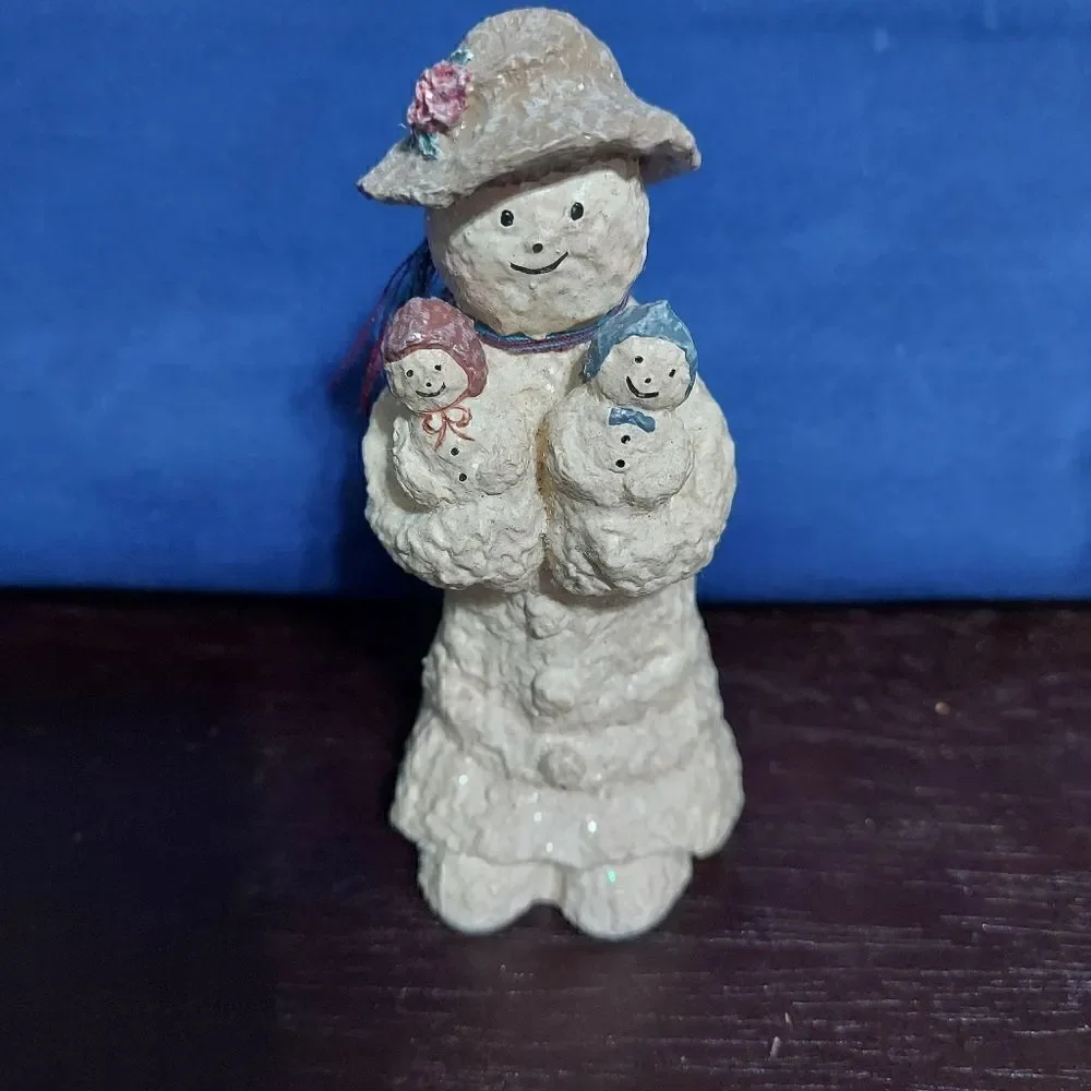 Snowsnickle snowman with babies, Linda Lindquist 1997, Enesco