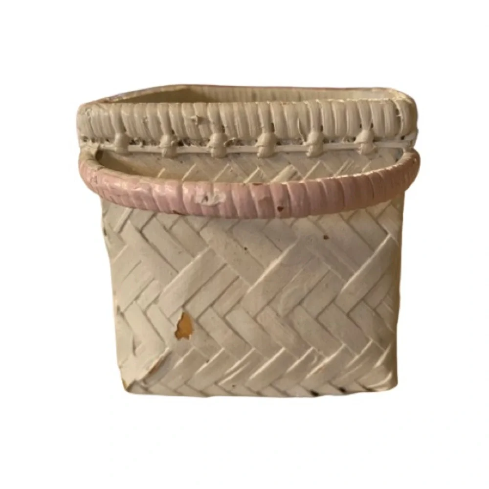 Vintage Set 2 White Wicker Baskets Hand Painted Sturdy Shabby Chic Cottagecore