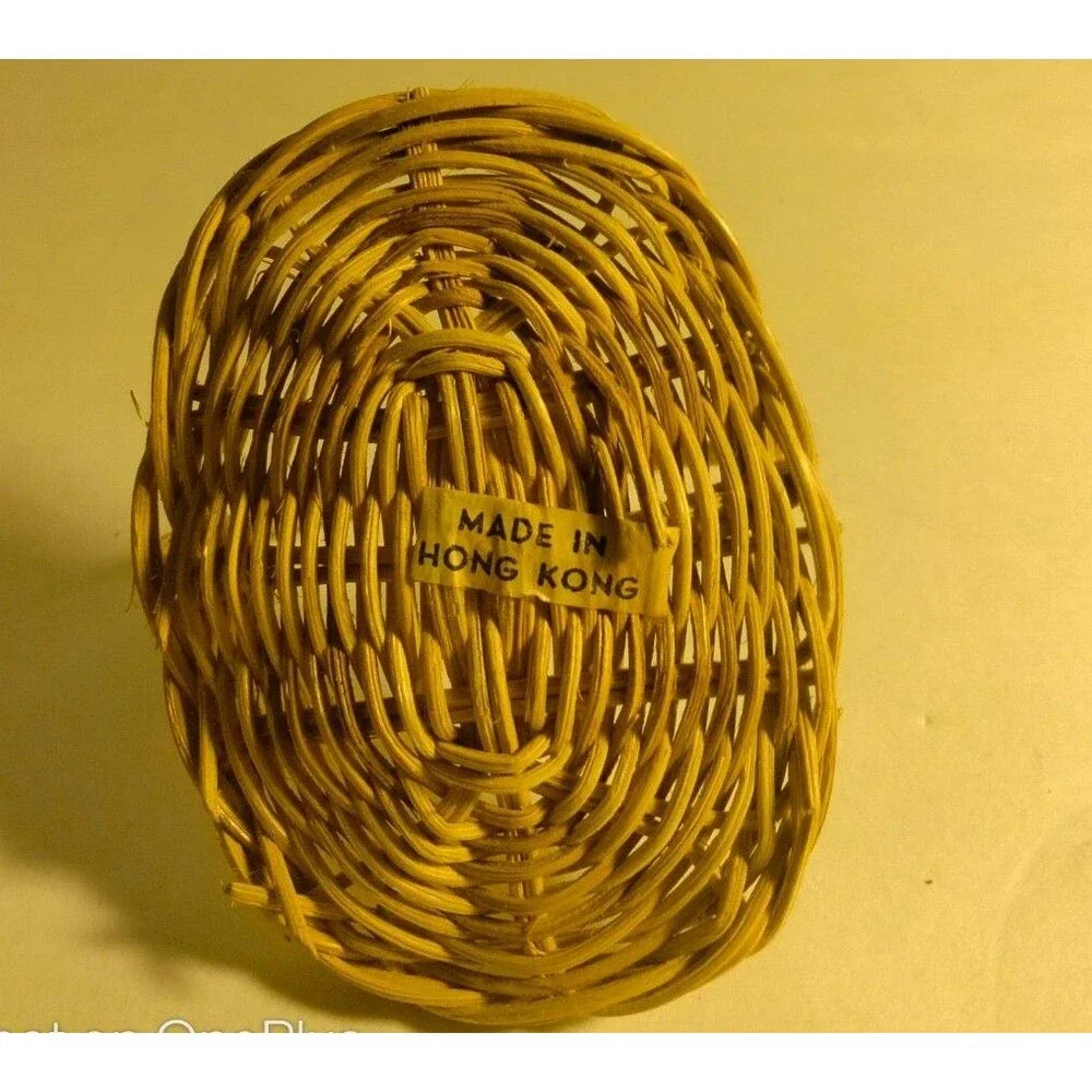 Wicker Rattan Basket Small Flat Gathering flat round Vtg