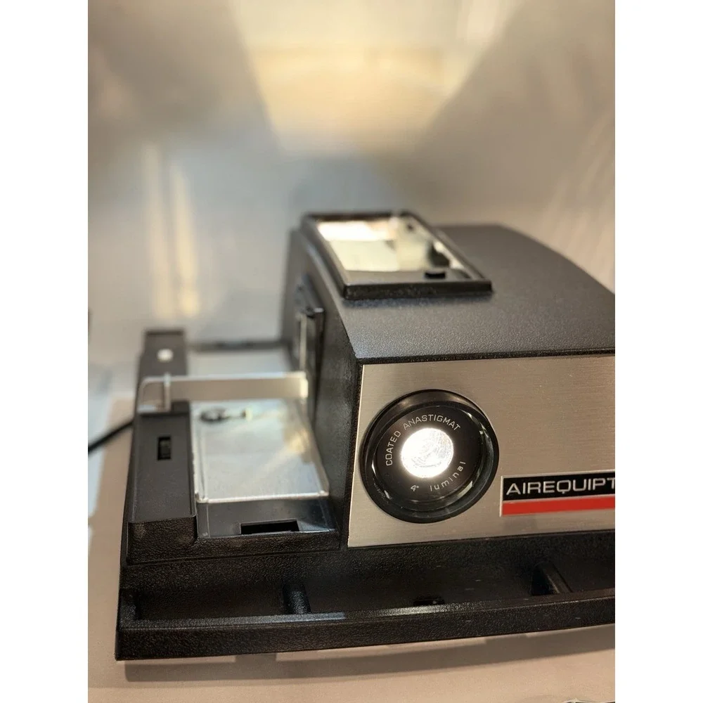 Airequipt 225 Vintage 35mm Slide Projector Luminac 4 Lens READ