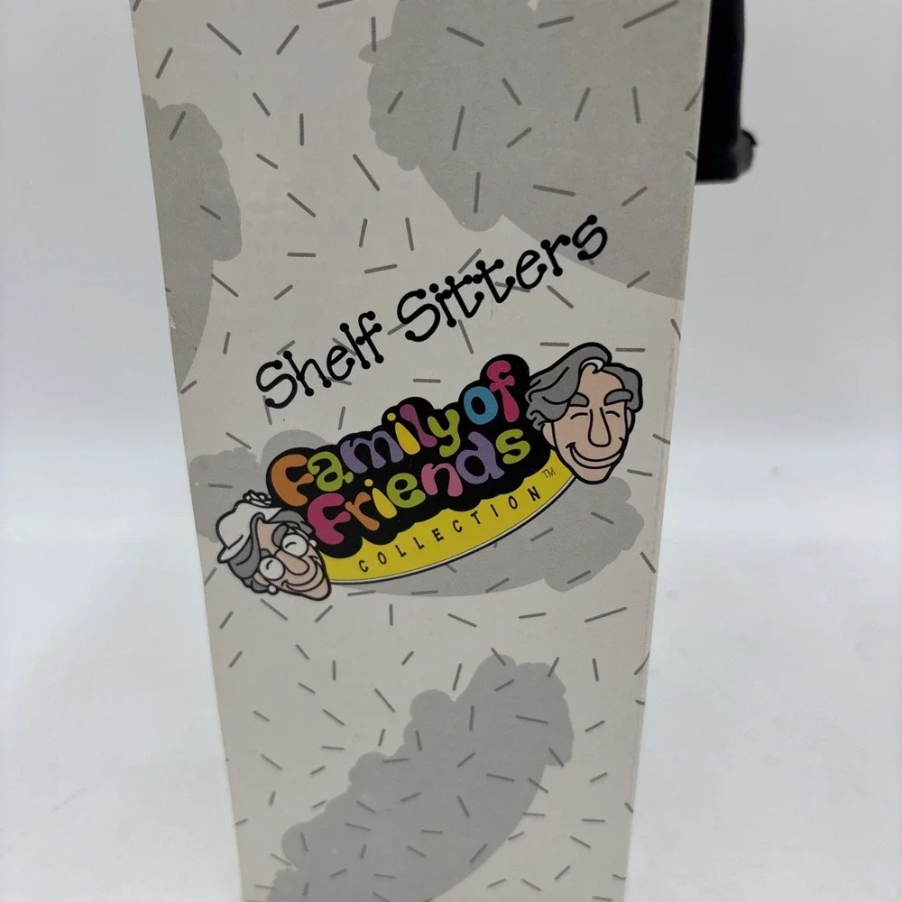Christhomas Corp shelf sitters