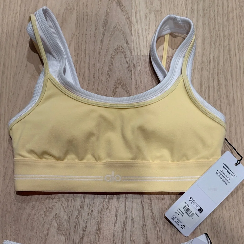 ALO Yoga candlelight yellow