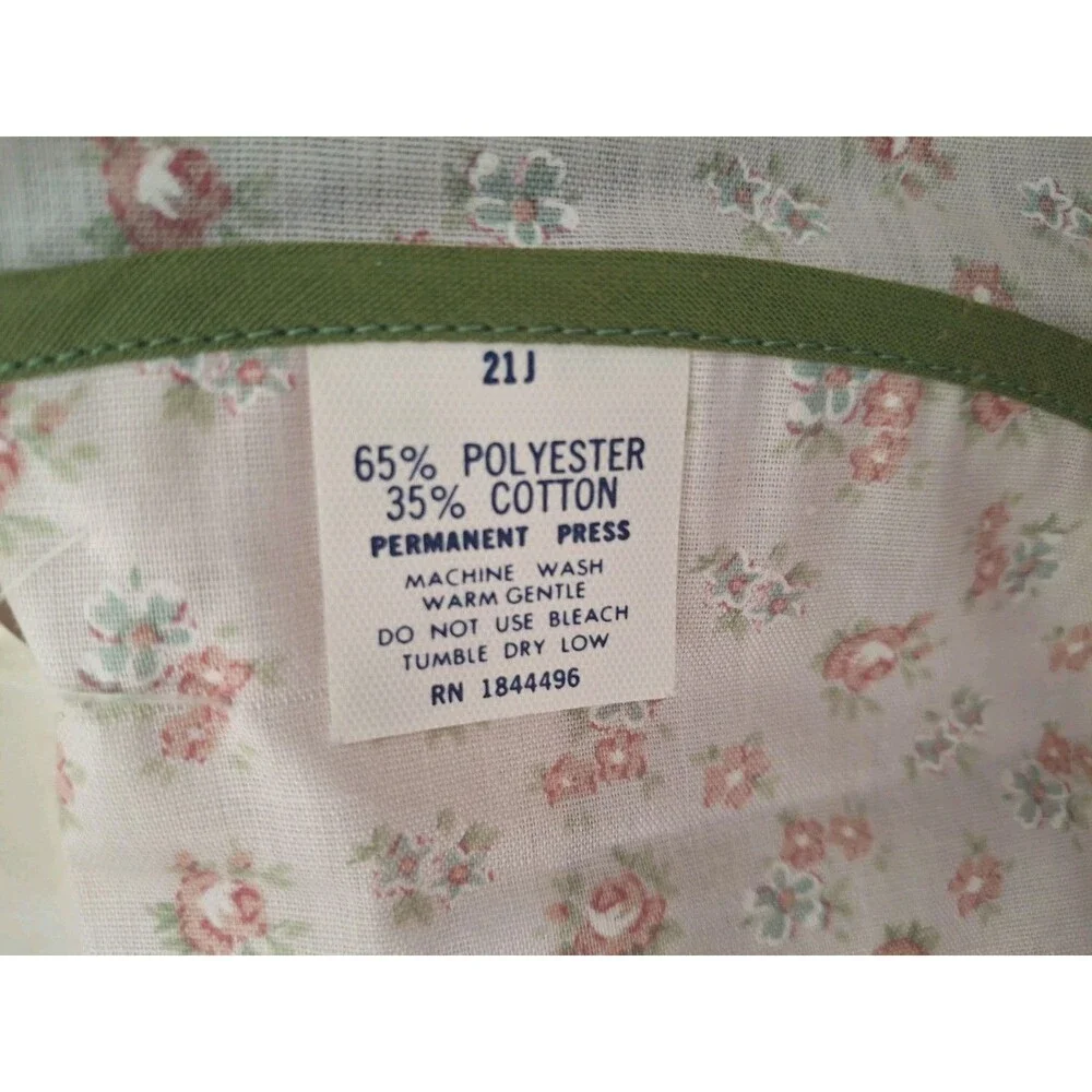 Vintage Hostess Bib Apron Cottagecore Ditzy Floral Print Country Cotton New