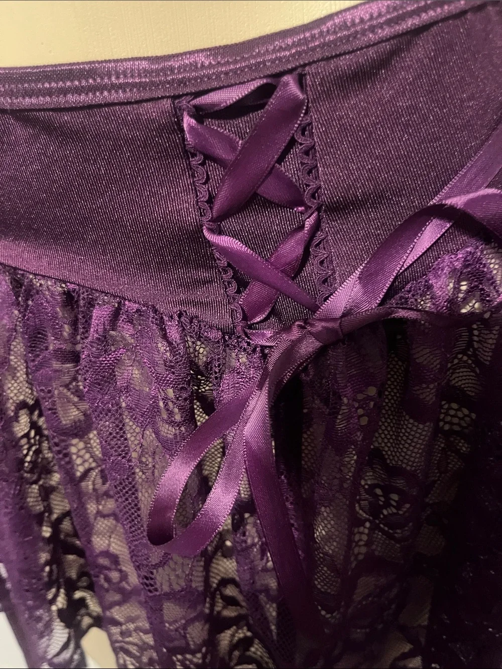 Avidlove Plum Purple Lace Lingerie Set Bralette and Garter Skirt Womens Medium