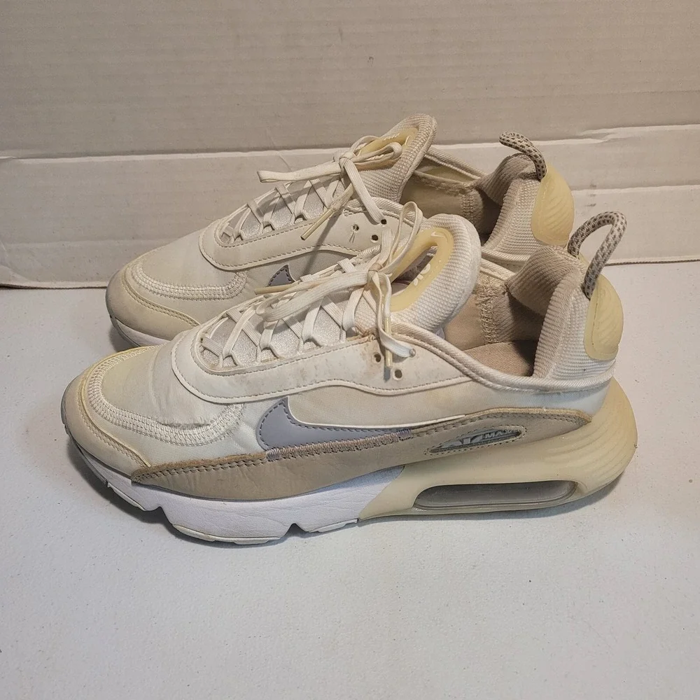Nike Air Max 2090 Women's Shoes Size 7 (DA8702-100) White Tan