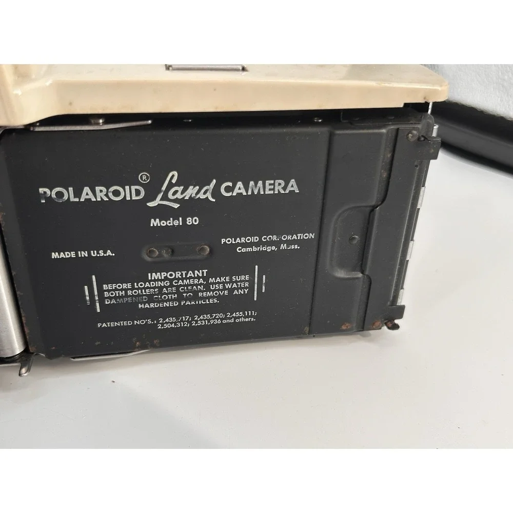 Polaroid