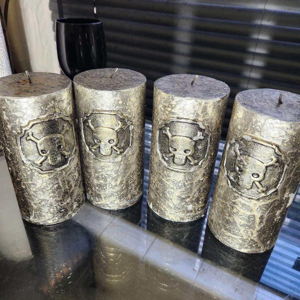 Target Gold Candles‎ & Holders with Elegant Accents