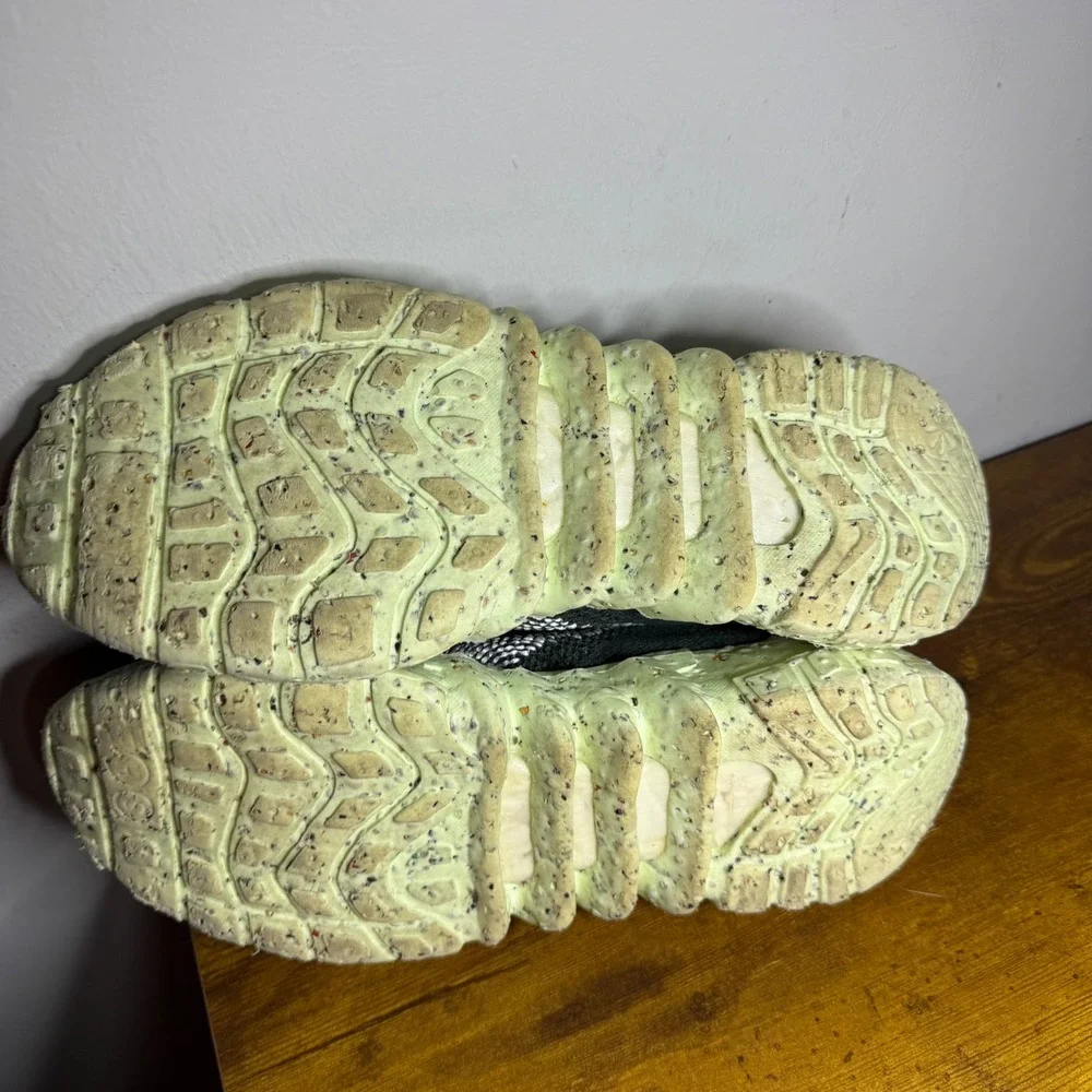 Nike Space Hippie 01 Mens Running Shoes Size 11 Carbon Green Electric