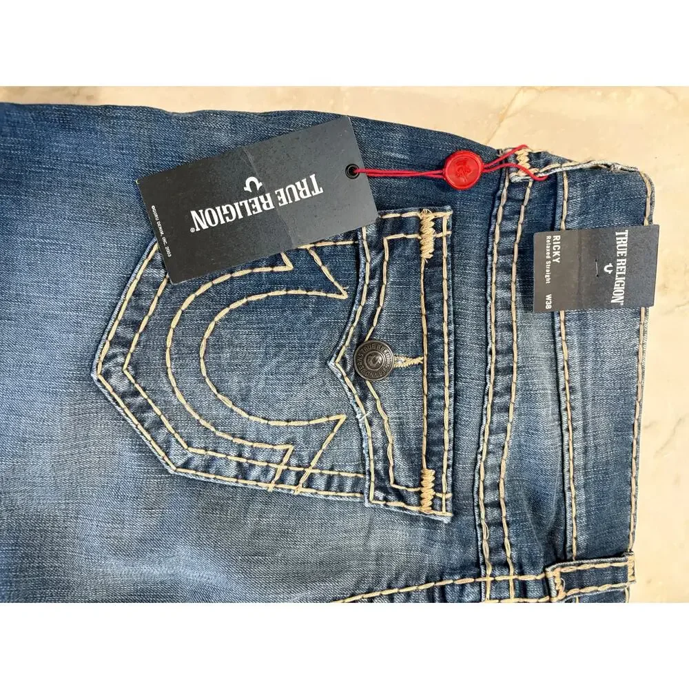 True Religion step out
