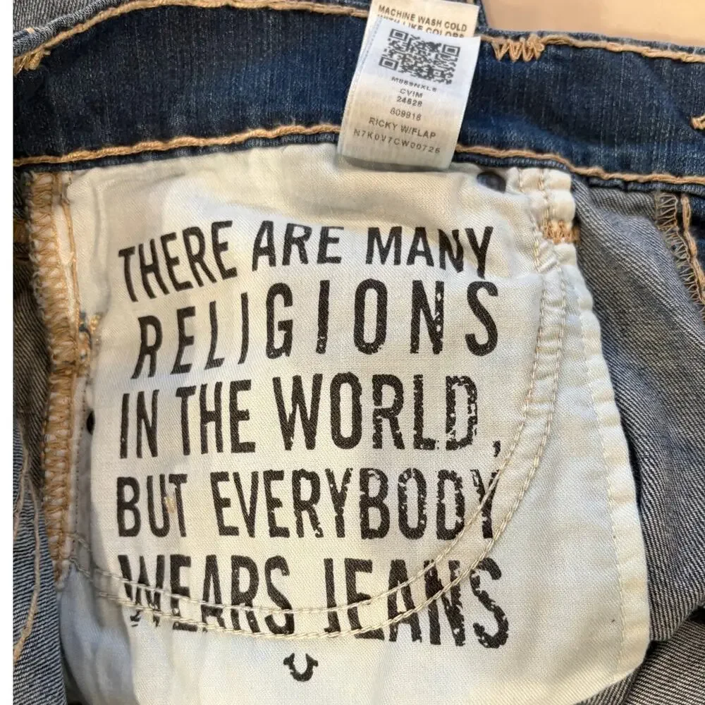 True Religion step out