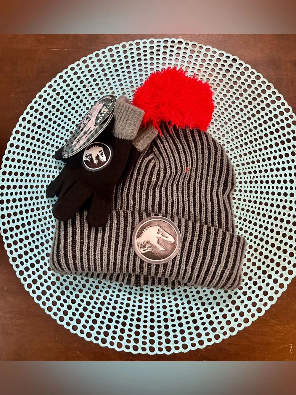 Jurassic World pom fits